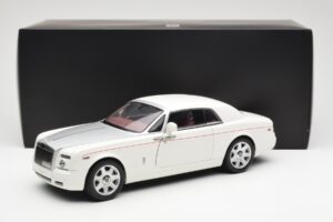 Rolls-Royce Phantom Coupe English Baltas Sidabrinis Kyosho 1:18 08861EW Metalas - nuotrauka 8 iš 8