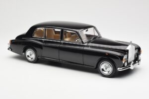 Rolls-Royce Phantom VI EWB Juodas Kyosho 1:18 08905BK Metalas - nuotrauka 6 iš 8