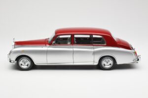 Rolls-Royce Phantom VI Sidabras Raudonas Kyosho 1:18 08905SR Metalas - nuotrauka 4 iš 8