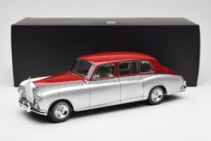 Rolls-Royce Phantom VI Sidabras Raudonas Kyosho 1:18 08905SR Metalas - nuotrauka 8 iš 8