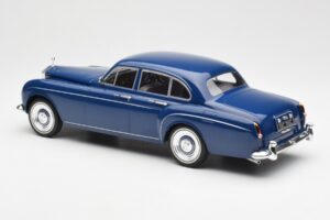 Rolls-Royce Silver Cloud III Flying Spur Mulliner RHD Tamsiai Mėlynas MCG 1:18 MCG18124 Metalas - nuotrauka 5 iš 6