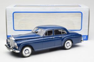 Rolls-Royce Silver Cloud III Flying Spur Mulliner RHD Tamsiai Mėlynas MCG 1:18 MCG18124 Metalas - nuotrauka 6 iš 6