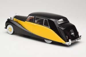 Rolls-Royce Silver Wraith Empress by Hooper Juodas & Geltonas MCG 1:18 MCG18066 Metalas - nuotrauka 5 iš 6