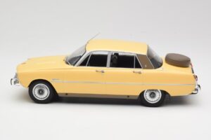 Rover 3500 V8 P6 Kreminis MCG 1:18 MCG18046 Metalas - nuotrauka 3 iš 6