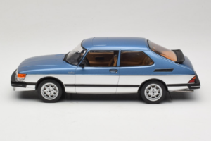 Saab 900 Turbo Blue Metallic MCG 1:18 MCG18261MCW Metalas - nuotrauka 3 iš 6