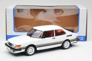 Saab 900 Turbo Baltas MCG 1:18 MCG18339 Metalas - nuotrauka 6 iš 6