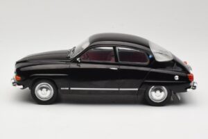 Saab 96 V4 Juodas MCG 1:18 MCG18063 Metalas - nuotrauka 3 iš 6