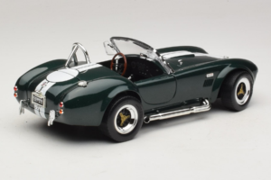 Shelby Cobra 427 S/C Tamsiai Žalias Baltos Juostos Road Signature 1:18 92058-P1 Metalas - nuotrauka 3 iš 8