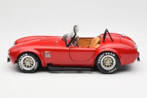 Shelby Cobra 427 S/C Raudonas Kyosho 1:18 08047R Metalas - nuotrauka 4 iš 8
