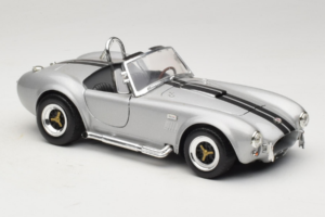 Shelby Cobra 427S/C Sidabrinis Su Juodomis Juostomis Road Signature 1:18 92058 Metalas - nuotrauka 6 iš 8