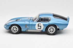 Shelby Cobra Daytona Coupe #5 D. Gurney / B. Bondurant 24 Hours of Le Mans 1964 Exoto 1:18 135190555498 Metalas - nuotrauka 4 iš 8