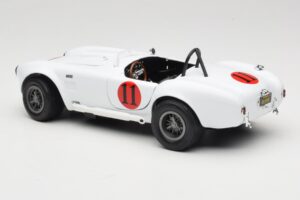 Shelby Cobra 427 S/C Baltas Auto World 1:18 AWSS104 Metalas - nuotrauka 7 iš 8