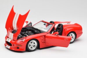 Shelby Series 1 Kabrioletas Raudonas Bburago 1:18 3353 Metalas - nuotrauka 2 iš 8
