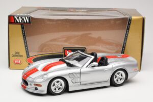 Shelby Series 1 Sidabrinis Bburago 1:18 3323 Metalas - nuotrauka 8 iš 8