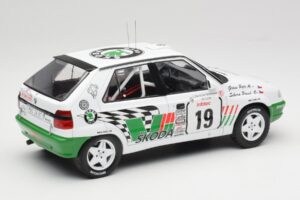 Skoda Felicia Kit Car #19 P. Sibera / P. Gross Tour de Corse 1995 IXO 1:18 18RMC149B Metalas - nuotrauka 2 iš 6