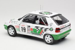 Skoda Felicia Kit Car #19 P. Sibera / P. Gross Tour de Corse 1995 IXO 1:18 18RMC149B Metalas - nuotrauka 5 iš 6
