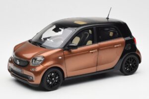 Smart Forfour W453 Juodas Hazel Rudas Norev 1:18 B66960299 Metalas