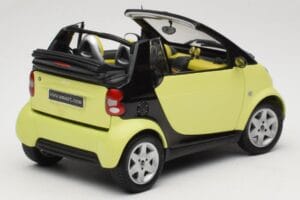 Smart Fortwo 450 Cabrio Geltonas Minichamps 1:18 0012889V001C49Q00 Metalas - nuotrauka 3 iš 8