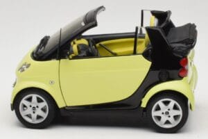 Smart Fortwo 450 Cabrio Geltonas Minichamps 1:18 0012889V001C49Q00 Metalas - nuotrauka 4 iš 8