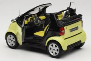 Smart Fortwo 450 Cabrio Geltonas Minichamps 1:18 0012889V001C49Q00 Metalas - nuotrauka 5 iš 8