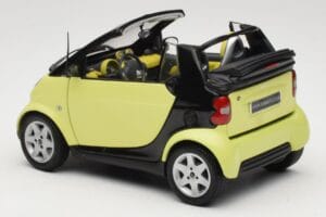 Smart Fortwo 450 Cabrio Geltonas Minichamps 1:18 0012889V001C49Q00 Metalas - nuotrauka 7 iš 8