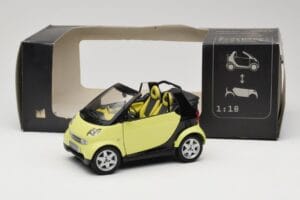 Smart Fortwo 450 Cabrio Geltonas Minichamps 1:18 0012889V001C49Q00 Metalas - nuotrauka 8 iš 8