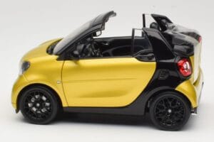 Smart Fortwo 453 Kabrioletas Juodas Ir Geltonas Norev 1:18 B66960289 Metalas - nuotrauka 4 iš 8