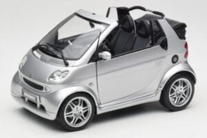 Smart Fortwo W450 Brabus Cabrio Sidabrinis Dilerio Leidimas Kyosho 1:18 0017769V001C05Q00 Metalas