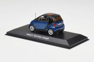 Smart Fortwo Coupe Aqua Mėlynas Metallic & Juodas Minichamps 1:43 Q0022558V001C77Q00 Metalas - nuotrauka 3 iš 4
