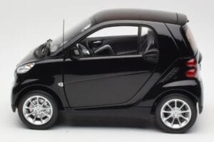 Smart Fortwo Coupe W451 Deep Juodas Minichamps 1:18 Q0022563V001C02Q00 Metalas - nuotrauka 4 iš 8
