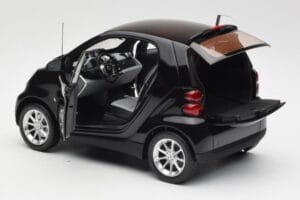Smart Fortwo Coupe W451 Deep Juodas Minichamps 1:18 Q0022563V001C02Q00 Metalas - nuotrauka 5 iš 8