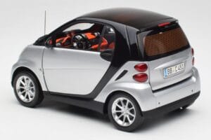 Smart Fortwo Coupe W451 Sidabrinis & Juodas Minichamps 1:18 Q0022528V001C75Q00 Metalas - nuotrauka 7 iš 8