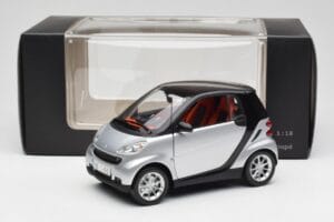 Smart Fortwo Coupe W451 Sidabrinis & Juodas Minichamps 1:18 Q0022528V001C75Q00 Metalas - nuotrauka 8 iš 8