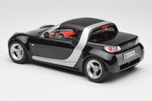 Smart Roadster Juodas Bburago 1:18 34099-M1 Metalas - nuotrauka 7 iš 8