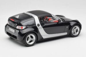 Smart Roadster Tamsiai Mėlynas Bburago 1:18 34917 Metalas - nuotrauka 3 iš 8