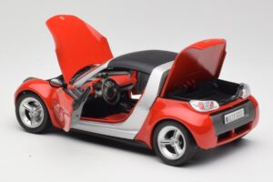 Smart Roadsteris Raudonas Bburago 1:18 34099 Metalas - nuotrauka 5 iš 8