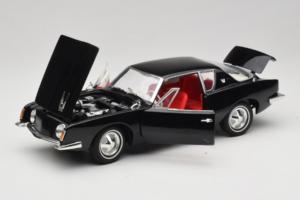 Studebaker Avanti Juodas Signature Models 1:18 STUDEBAKER001 Metalas - nuotrauka 2 iš 8