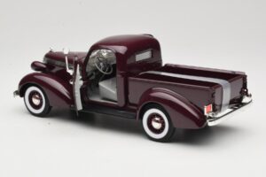 Studebaker Coupe Express Pickup Rudas American Mint 1:18 92458-R1 Metalas - nuotrauka 5 iš 8