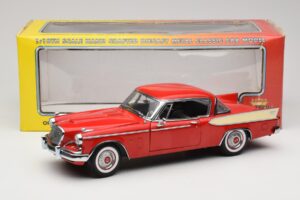 Studebaker Golden Hawk Apache Red Motor City 1:18 80009 Metalas - nuotrauka 8 iš 8