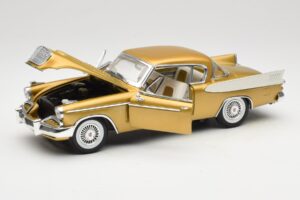 Studebaker Golden Hawk Anson 1:18 30384 Metalas - nuotrauka 2 iš 8