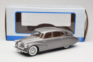Tatra 87 Pilkas MCG 1:18 MCG18068 Metalas - nuotrauka 6 iš 6