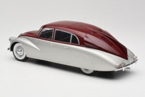 Tatra 87 Sidabrinis & Tamsiai Raudonas MCG 1:18 MCG18067 Metalas - nuotrauka 5 iš 6