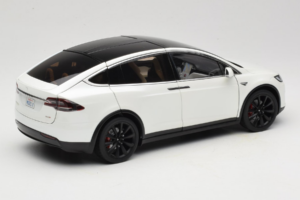 Tesla Model X Baltas OEM 1:18 TESLA001 Metalas - nuotrauka 3 iš 8