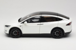 Tesla Model X Baltas OEM 1:18 TESLA001 Metalas - nuotrauka 4 iš 8