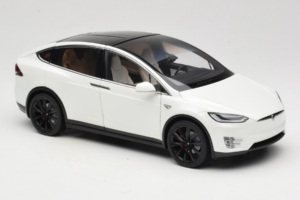 Tesla Model X Baltas OEM 1:18 TESLA001 Metalas - nuotrauka 6 iš 8