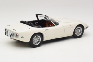Toyota 2000 GT Kabrioletas Baltas James Bond Collection AUTOart 1:18 78731 Metalas - nuotrauka 3 iš 8