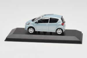 Toyota Aygo Light Blue Metallic Minichamps 1:43 TOYOTA012 Metalas
