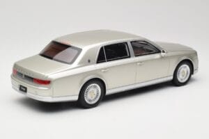 Toyota Century Silver Metallic Kyosho 1:18 KSR18036S Metalas - nuotrauka 2 iš 6