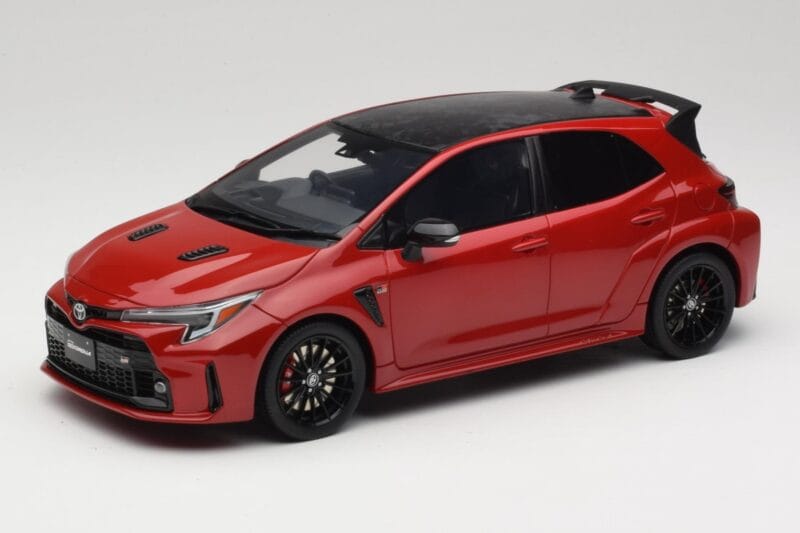 Toyota GR Corolla Circuit Edition E210 Supersonic Red Otto 1:18 OT1072 Derva