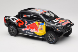 Toyota GR DKR Hilux Evo #216 S. Quintero / D. Zenz Rally Dakar 2024 IXO 1:18 18RMC238B Metalas - nuotrauka 4 iš 6